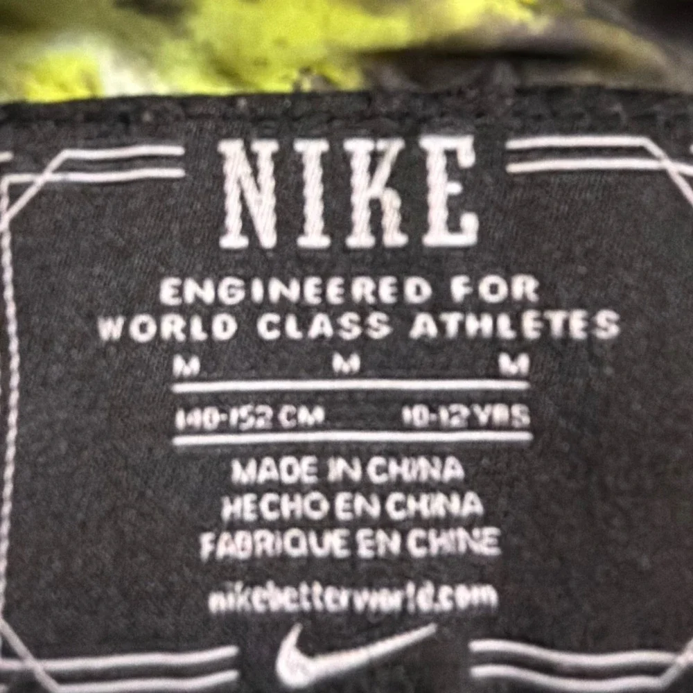 Nike hooded puffer